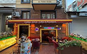 Golden Arrow Hotel
